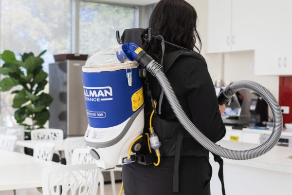 Pullman Advance Commander PV900 Backpack Vacuum